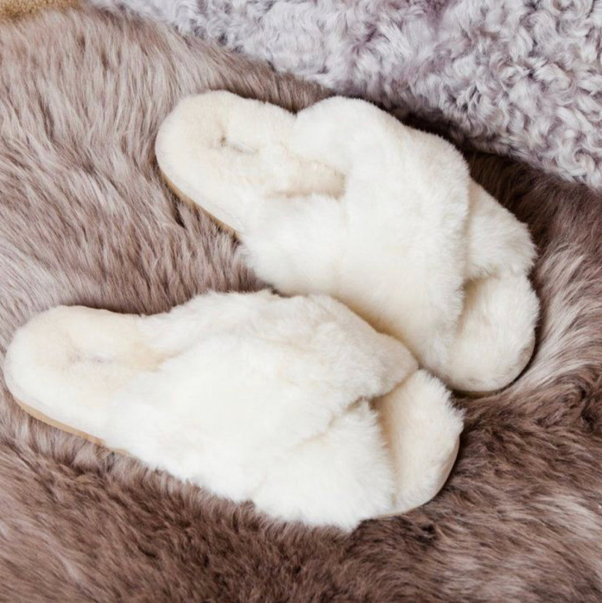 Lila Slippers In Winter White